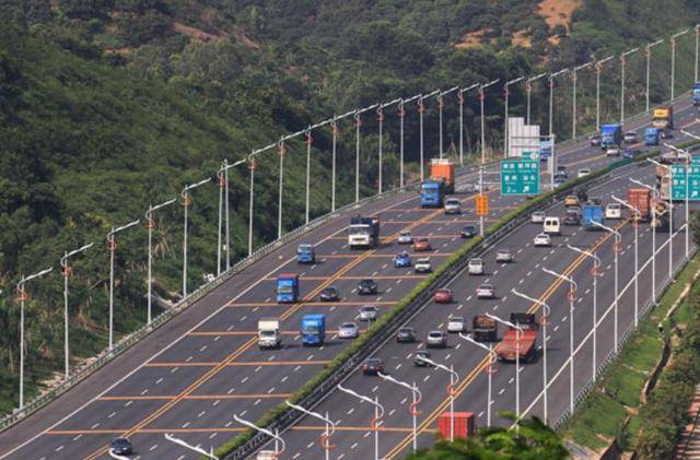 水官高速双向十车道
